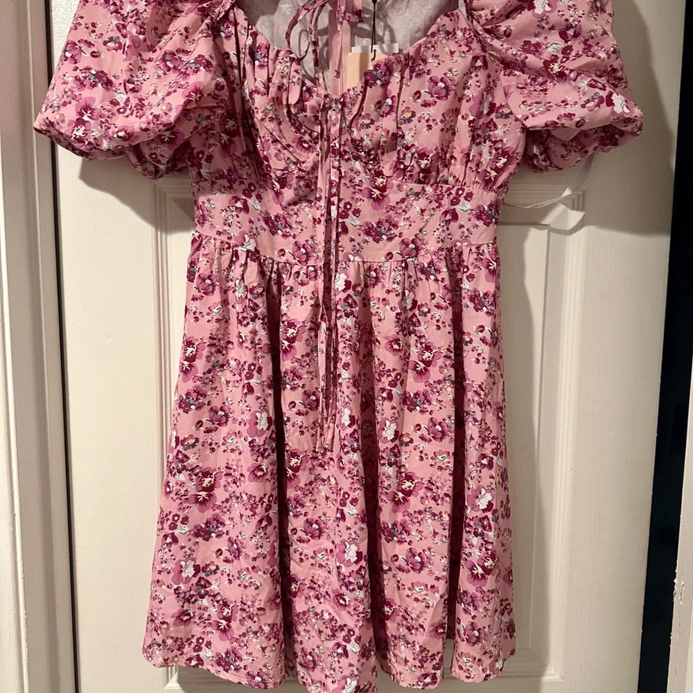 NWT- Puff Sleeve Floral Milkmaid Dress - Picture 3 of 4